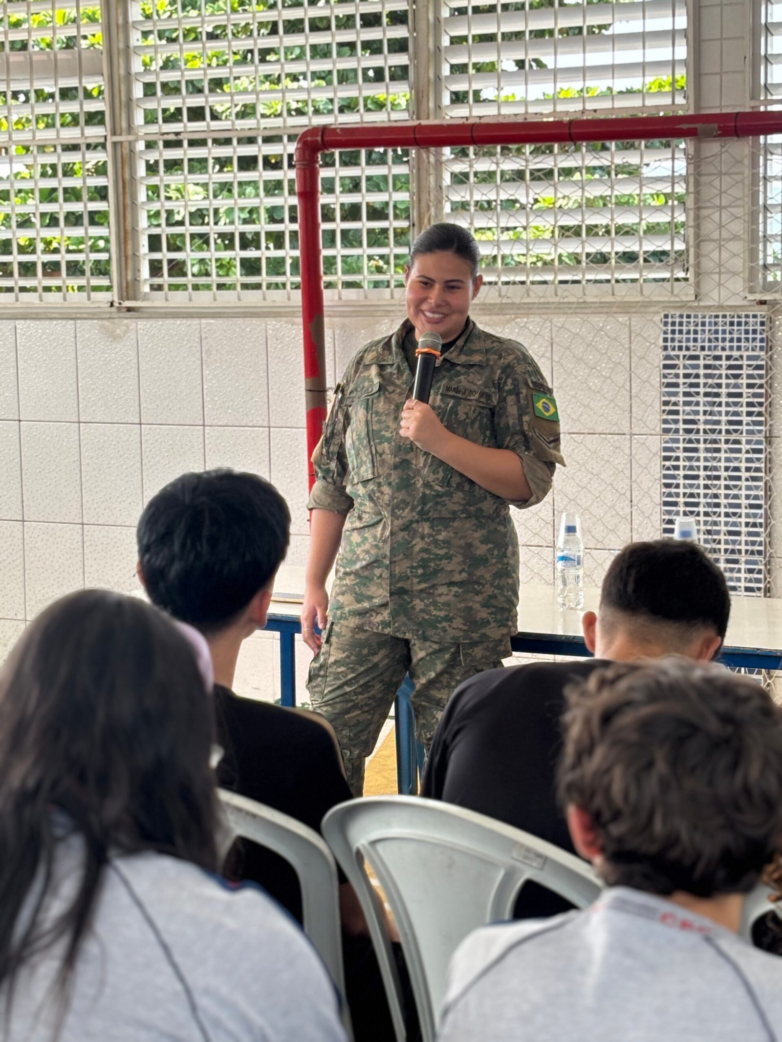 Projeto Profissões aproxima alunos do Colégio Penha Gabriel de diferentes trajetórias profissionais e inspira escolhas para o futuro